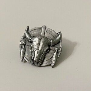Vintage 1992 Siskiyou Bull Steer Skeleton Head Lapel Pin